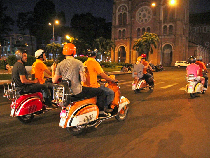 Vespa Tour Saigon after Dark